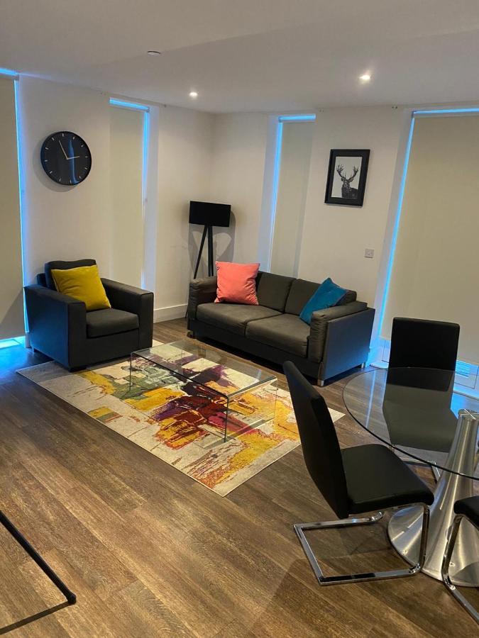High View Two Bedroom Apartment In Woolwich Лондон Екстериор снимка