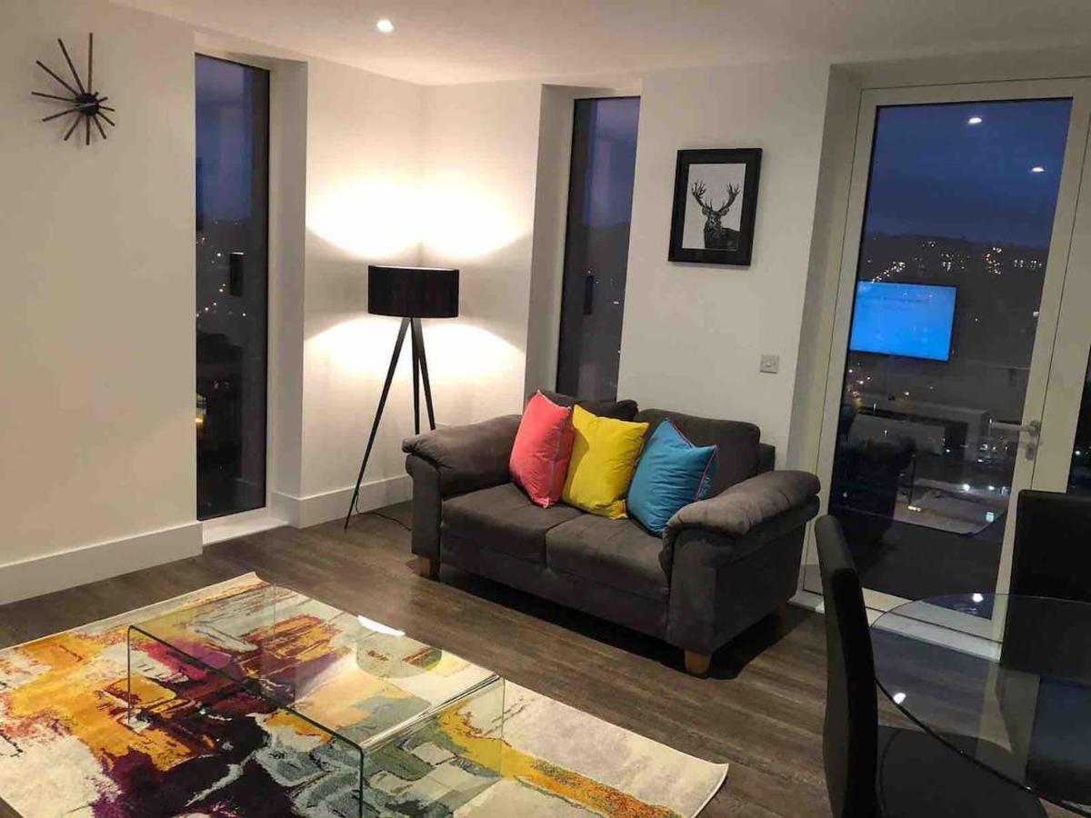 High View Two Bedroom Apartment In Woolwich Лондон Екстериор снимка