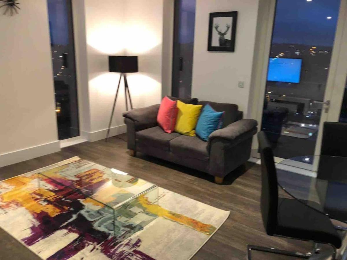 High View Two Bedroom Apartment In Woolwich Лондон Екстериор снимка