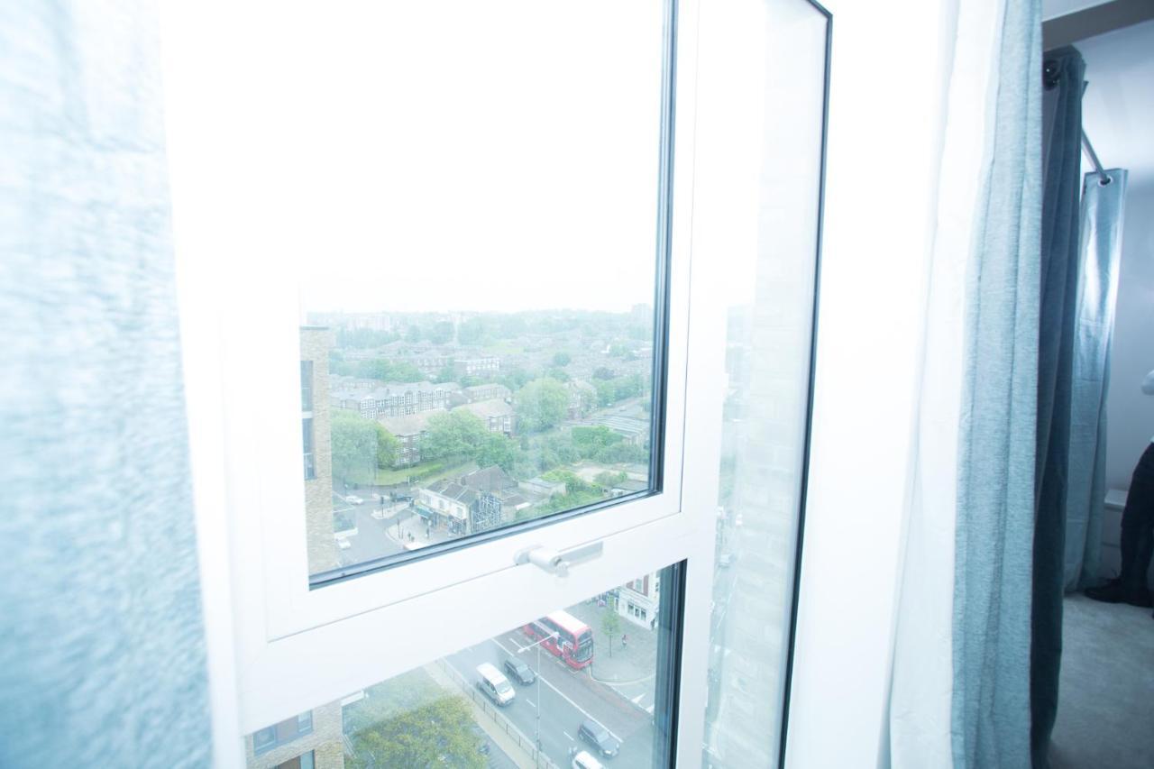 High View Two Bedroom Apartment In Woolwich Лондон Екстериор снимка