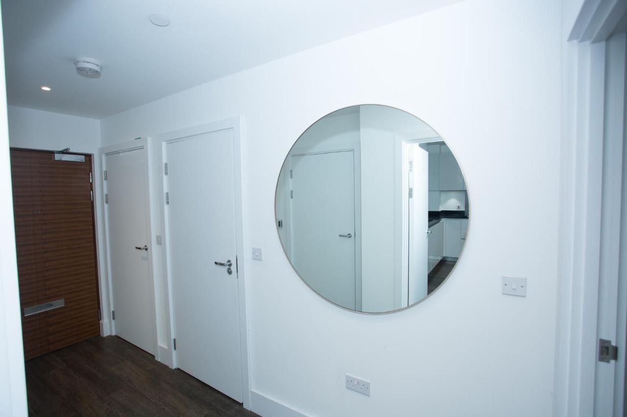 High View Two Bedroom Apartment In Woolwich Лондон Екстериор снимка