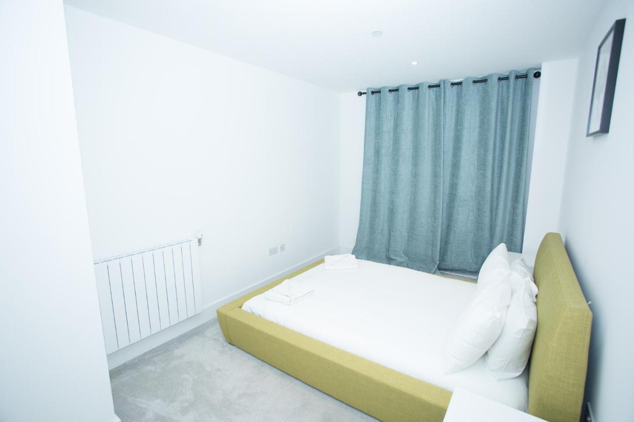 High View Two Bedroom Apartment In Woolwich Лондон Екстериор снимка